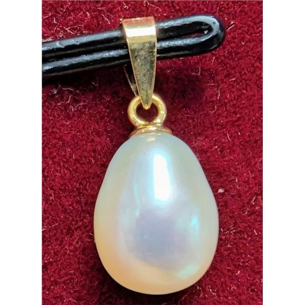 14K PEG, G.P BAIL FRESH WATER PEARL PENDANT, SUGGESTED RETAIL VALUE $200