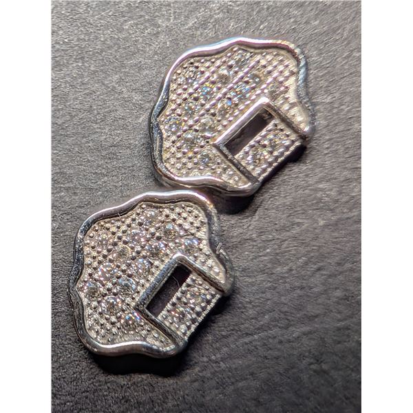 SILVER EARRINGS.
