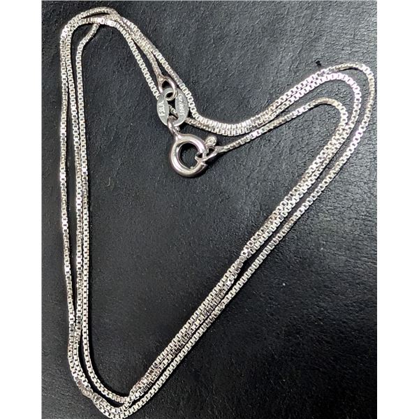 SILVER(1.43G), BOX CHAIN 18"