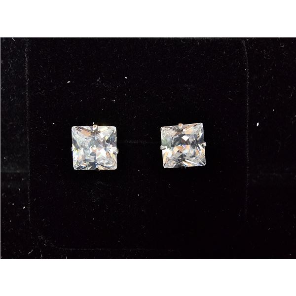 *NEW* .925 SILVER 2.5CT EACH PRINCESS CUT SIMULATED DIAMOND (CZ) STUD EARRINGS