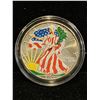 Image 2 : 2000 US 1 TROY OZ. .999 FINE SILVER COLOURIZED $1 AMERICAN SILVER EAGLE COIN IN DISPLAY BOX