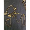 Image 7 : METAL WHITMAN'S SALMAGUNDI BOX OF ASSORTED FASHION JEWELRY