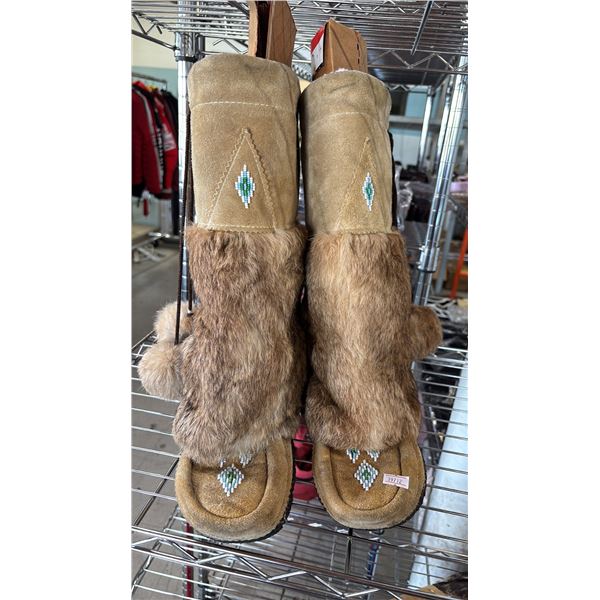 PAIR OF ANIMAL FUR CALF HEIGHT MOCCASINS SIZE UNKNOWN