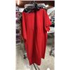 Image 8 : ASSORTED RED CLOTHING