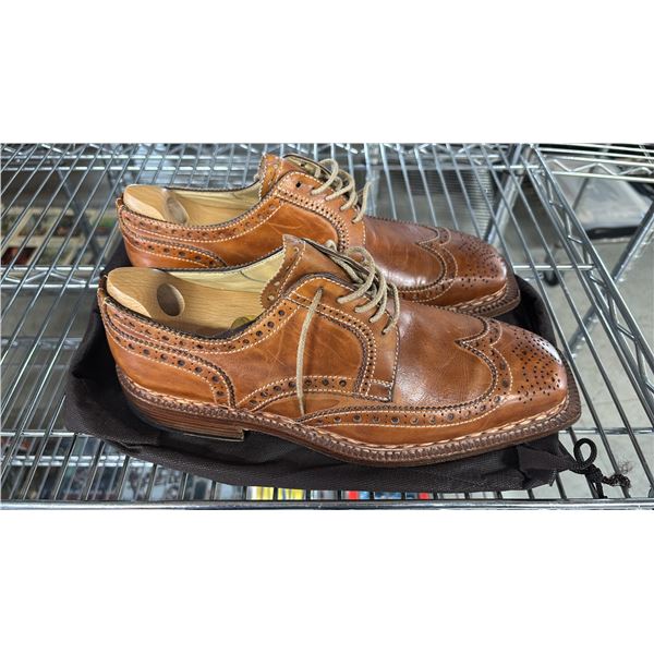 PAIR OF PAL ZILERI MADE IN ITALY BY LF LIDFORT MEN'S DRESS SHOES WITH JOHN LOBB WOODEN SHOE TREES