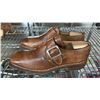 Image 2 : PAIR OF PAL ZILERI MADE IN ITALY BY LF LIDFORT MEN'S DRESS SHOES WITH (2) WOODEN SHOE TREES SIZE 10
