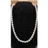 Image 2 : BAG OF (23) FRESHWATER PEARL NECKLACES