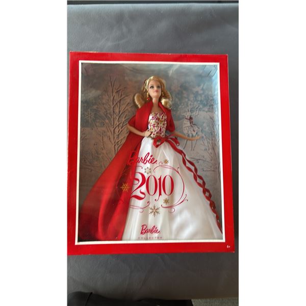 2010 HOLIDAY BARBIE *IN ORIGINAL BOX*