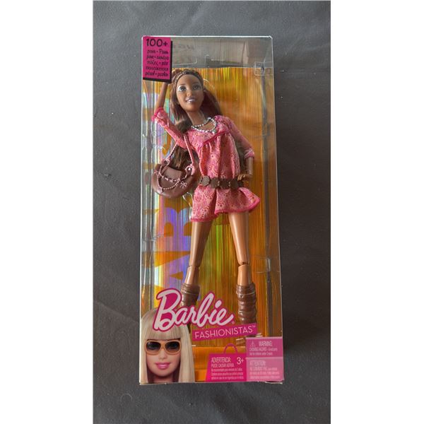 2009 BARBIE FASHIONISTAS DOLL *IN ORIGINAL BOX*