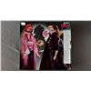 Image 2 : VINTAGE 1993 35TH ANNIVERSARY BARBIE: 1959 REPRODUCTION DOLL AND CLOTHES *IN ORIGINAL BOX*