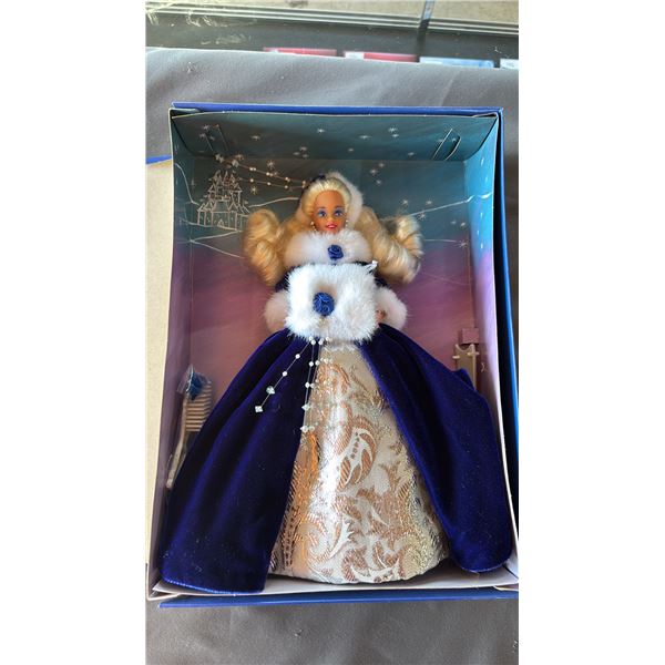 VINTAGE 1993 WINTER PRINCESS BARBIE *IN ORIGINAL BOX*