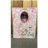 Image 2 : VINTAGE 1995 BARBIE AS ELIZA DOOLITTLE "MY FAIR LADY" DOLL *IN ORIGINAL BOX*
