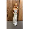 Image 1 : VINTAGE 1976 SUPERSIZE BARBIE (18"T)