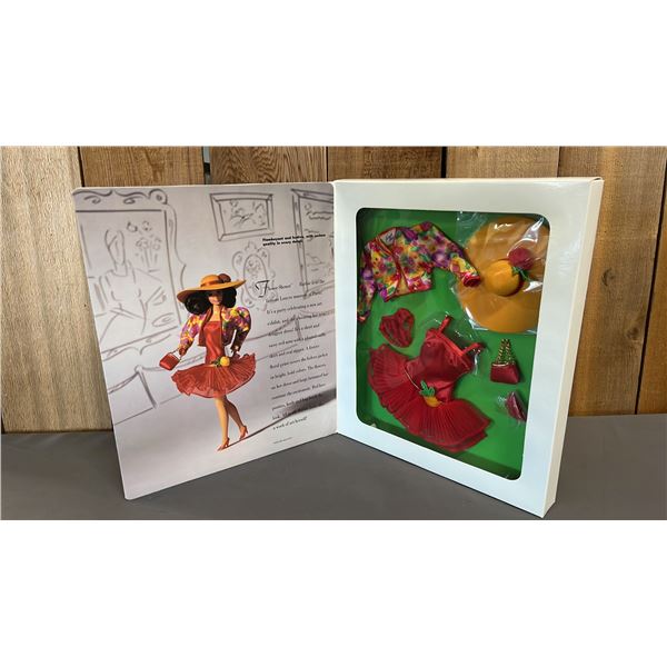 VINTAGE 1993 CLASSIQUE COLLECTION BARBIE FLOWER SHOWER FASHION SET *IN ORIGINAL BOX*