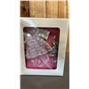 Image 2 : VINTAGE 1992 CLASSIQUE COLLECTION BARBIE HOLLYWOOD PREMIERE FASHION SET *IN ORIGINAL BOX*