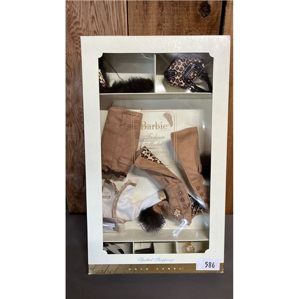 VINTAGE 2004 BARBIE FASHION MODEL COLLECTION "SPOTTED SHOPPING" GOLD LABEL CLOTHING SET *IN ORIGINAL