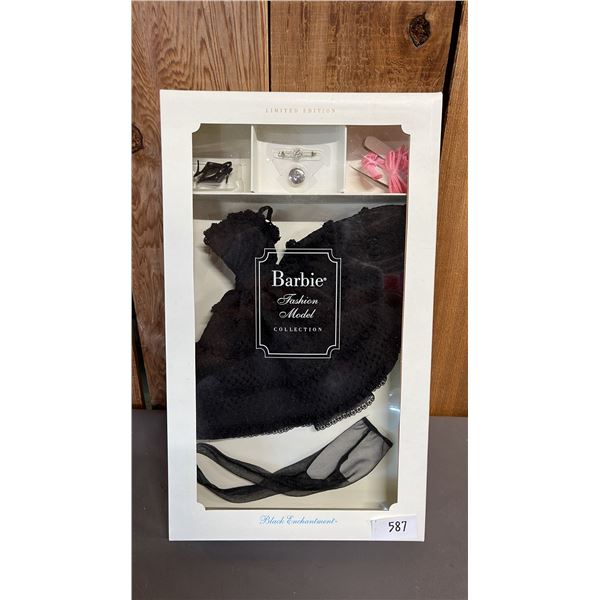 VINTAGE 2001 BARBIE FASHION MODEL COLLECTION "BLACK ENCHANTMENT" CLOTHING SET *IN ORIGINAL BOX*