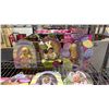 Image 2 : SHELF OF ASSORTED VINTAGE KELLY & LI'L FREINDS OF KELLY DOLLS *IN ORIGINAL BOXES*
