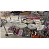 Image 1 : ASSORTED VINTAGE CHINA & GLASSWARE: CROWN DUCAL LIDDED SERVING DISH, ROYAL DOULTON ARKADIA & MORE
