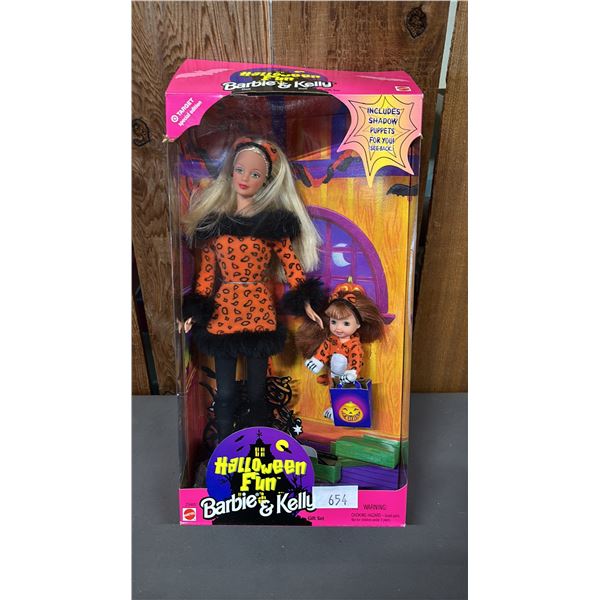 VINTAGE 1998 HALLOWEEN FUN BARBIE & KELLY GIFT SET *IN ORIGINAL BOX*