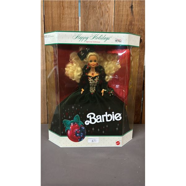 VINTAGE 1991 HAPPY HOLIDAYS BARBIE *IN ORIGINAL BOX*