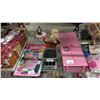 Image 3 : SHELF OF ASSORTED BARBIE WICKER FURNITURE, LOCKER, HOSTESS SET, CLOTHING & MORE