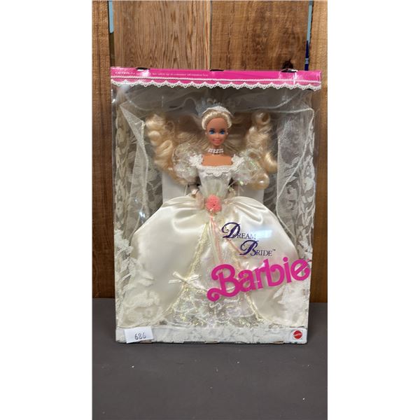 VINTAGE 1991 DREAM BRIDE BARBIE *IN ORIGINAL BOX*