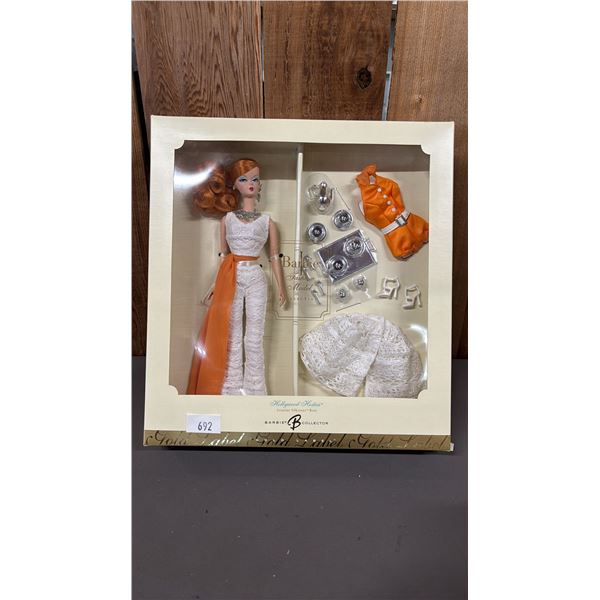 VINTAGE 2007 HOLIDAY HOSTESS BARBIE WITH GENUINE SILKSTONE BODY *IN ORIGINAL BOX*