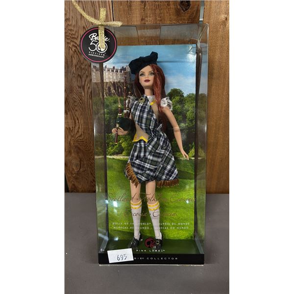 VINTAGE PINK LABEL DOLLS OF THE WORLD SCOTLAND BARBIE *IN ORIGINAL BOX*