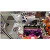 Image 2 : COLLECTION OF ASSORTED MINIATURE HALLOWEEN DECORATIONS: PUMPKINS, SPIDERS, SKELETON & MORE