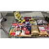 Image 2 : SHELF OF MINI COCA-COLA ACCESSORIES, WOOD FURNITURE, BARBIE STAND MIXERS, CLOTHING & MORE