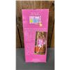 Image 2 : VINTAGE 2003 LEGALLY BLONDE 2 RED, WHITE & BLONDE BARBIE *IN ORIGINAL BOX*