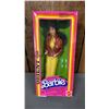 Image 1 : VINTAGE 1980 DOLLS OF THE WORLD ORIENTAL HONG KONG BARBIE *IN ORIGINAL BOX*