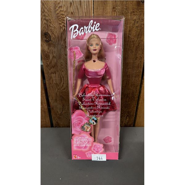 VINTAGE 2003 VALENTINE ROMANCE BARBIE *IN ORIGINAL BOX*