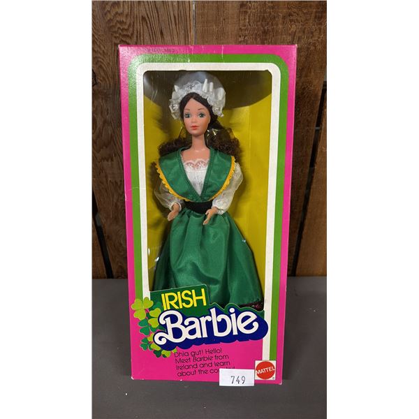 VINTAGE 1983 DOLLS OF THE WORLD COLLECTION IRISH BARBIE *IN ORIGINAL BOX*