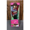 Image 1 : VINTAGE 1998 TREE TRIMMING BARBIE *IN ORIGINAL BOX*