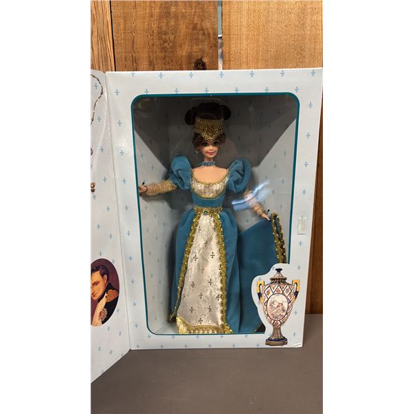 VINTAGE 1996 GREAT ERAS VOLUME 9: FRENCH LADY BARBIE  *IN ORIGINAL BOX*