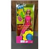 Image 1 : VINTAGE 1999 SIT IN STYLE BARBIE  *IN ORIGINAL BOX*