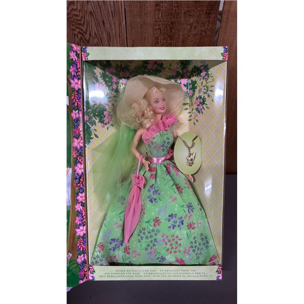 VINTAGE 1994 SIMPLY CHARMING BARBIE *IN ORIGINAL BOX*