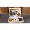 Image 1 : VINTAGE 1997 BARBIE FINAL TOUCHES SIGNATURE SERIES SET *IN ORIGINAL BOX* & SMALL TUB OF ACCESSORIES