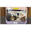 Image 2 : VINTAGE 1997 BARBIE FINAL TOUCHES SIGNATURE SERIES SET *IN ORIGINAL BOX* & SMALL TUB OF ACCESSORIES