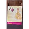 Image 2 : VINTAGE 2002 50TH ANNIVERSARY GOLD GLAMOUR BARBIE *IN ORIGINAL BOX*