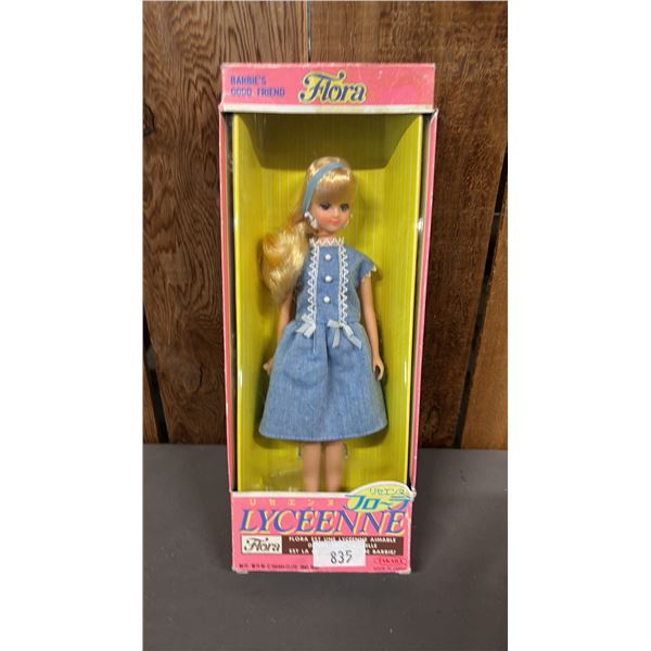 VINTAGE 1981 JAPANESE TAKARA LYCEENNE FLORA (BARBIE'S GOOD FRIEND) *IN ORIGINAL BOX*