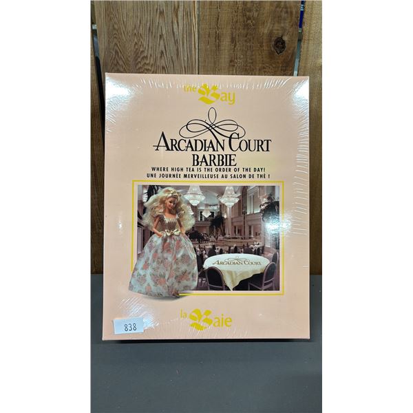 VINTAGE 1994 ACADIAN COURT BARBIE *IN ORIGINAL BOX*