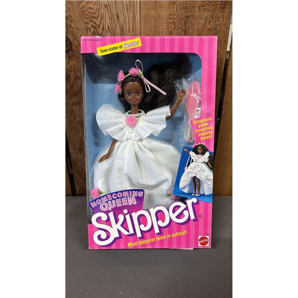 VINTAGE 1988 HOMECOMING QUEEN SKIPPER: AFRICAN AMERICAN EDITION *IN ORIGINAL BOX*