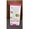 Image 2 : VINTAGE 1993 DOLLS OF THE WORLD COLLECTION KENYAN BARBIE  *IN ORIGINAL BOX*
