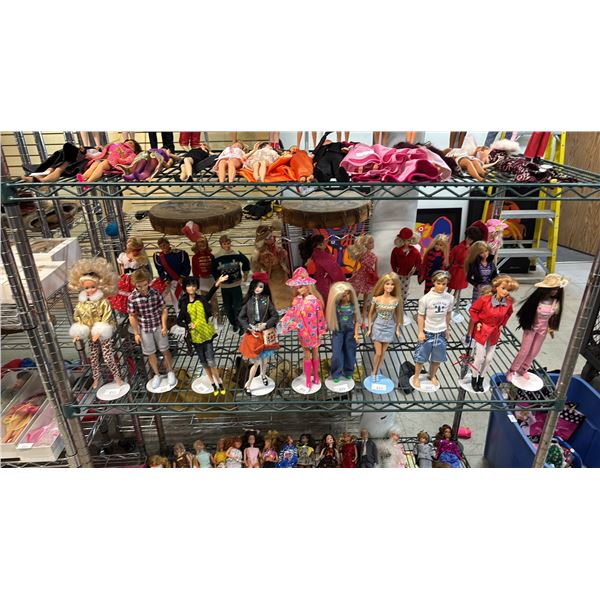SHELF OF ASSORTED VINTAGE BARBIE & KEN DOLLS ON STANDS *NO BOXES*