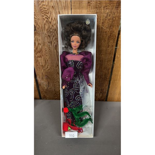 VINTAGE BARBIE IN 1995 FASHION AVENUE EVENING GOWN