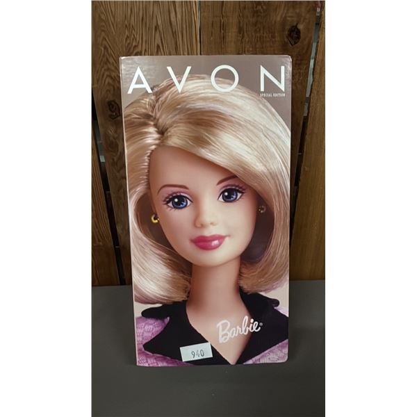 VINTAGE 1998 AVON BARBIE *IN ORIGINAL BOX*