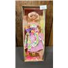 Image 1 : VINTAGE AVON EXCLUSIVE SPRING PETALS BARBIE *IN ORIGINAL BOX*